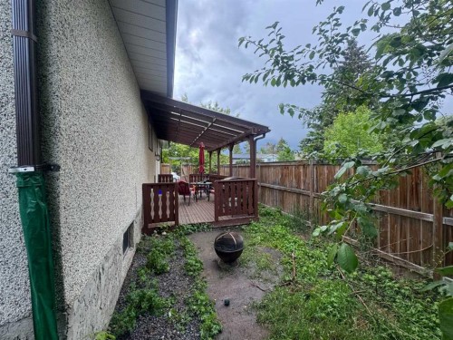 59 Nichols Crescent, Red Deer, AB 