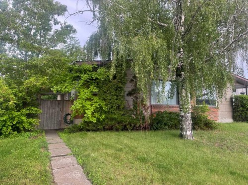 59 Nichols Crescent, Red Deer, AB 