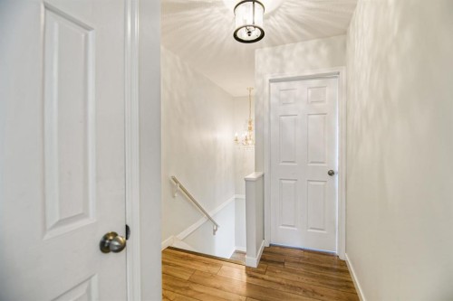 17-6300 Orr Drive, Red Deer, AB - Indoor Photo Showing Other Room