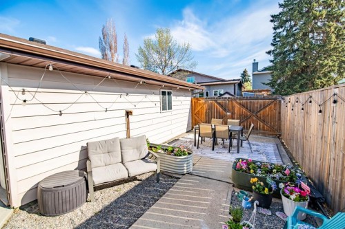 105 Erickson Drive, Red Deer, AB - Outdoor With Exterior