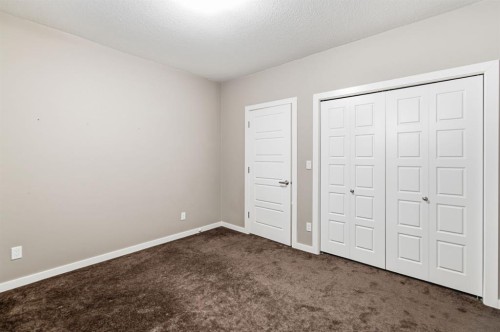 205 Van Slyke Way, Red Deer, AB - Indoor Photo Showing Other Room