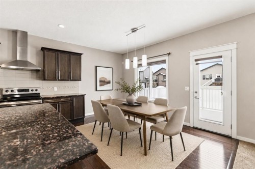 205 Van Slyke Way, Red Deer, AB - Indoor Photo Showing Dining Room
