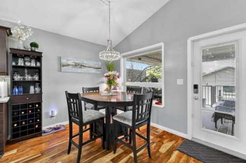 135 Stephenson Crescent, Red Deer, AB - Indoor Photo Showing Dining Room