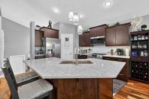 135 Stephenson Crescent, Red Deer, AB - Indoor Photo Showing Kitchen With Double Sink With Upgraded Kitchen