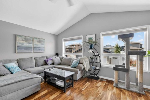 135 Stephenson Crescent, Red Deer, AB - Indoor Photo Showing Living Room
