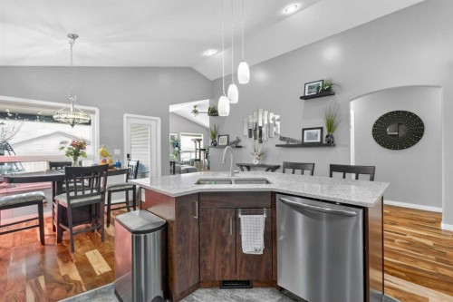 135 Stephenson Crescent, Red Deer, AB - Indoor Photo Showing Kitchen