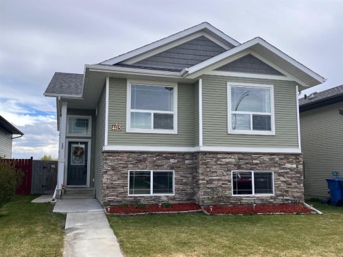 4415 54 Street  Rocky Mountain House, AB T4T 0B2