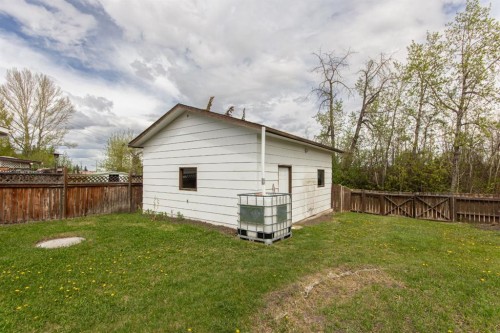 35 Oyen Crescent, Red Deer, AB - Outdoor