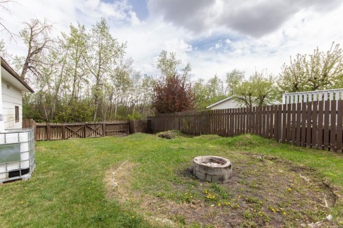 35 Oyen Crescent, Red Deer, AB - Outdoor