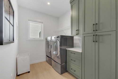 12 Emmett Crescent, Red Deer, AB - Indoor Photo Showing Laundry Room