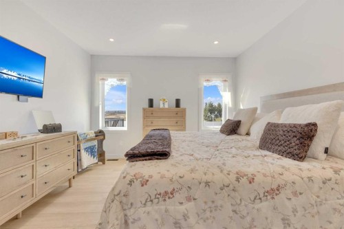 12 Emmett Crescent, Red Deer, AB - Indoor Photo Showing Bedroom