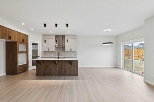 271 Bridgeport Circle, Chestermere, AB - Indoor Photo Showing Kitchen