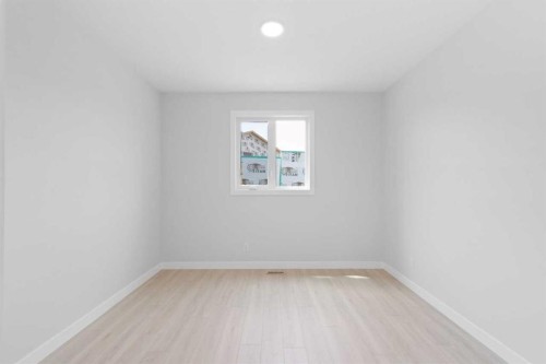 271 Bridgeport Circle, Chestermere, AB - Indoor Photo Showing Other Room