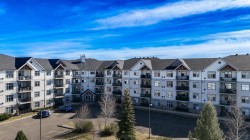 114-100 Lakeway Boulevard Sylvan Lake, AB T4S 0A4