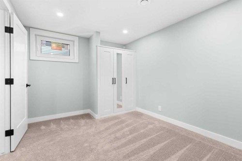 3210 43 Avenue, Red Deer, AB - Indoor Photo Showing Other Room
