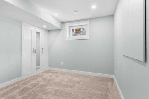 3210 43 Avenue, Red Deer, AB - Indoor Photo Showing Other Room