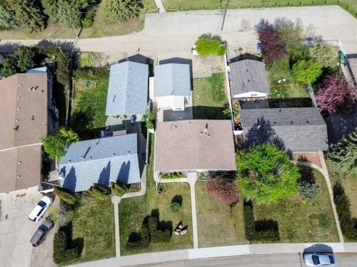 3210 43 Avenue, Red Deer, AB - Outdoor With View