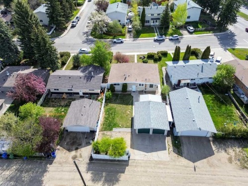 3210 43 Avenue, Red Deer, AB - Outdoor With View