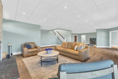 5304 Westview Drive, Rimbey, AB - Indoor Photo Showing Living Room