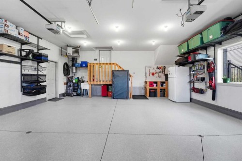 22 Vienna Close, Red Deer, AB - Indoor Photo Showing Garage
