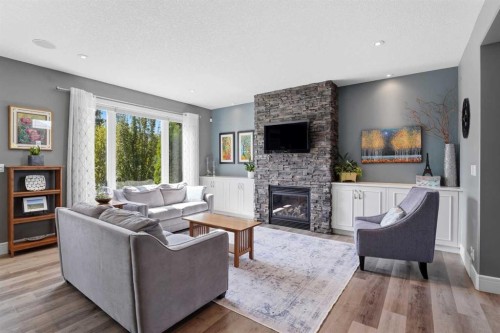 22 Vienna Close, Red Deer, AB - Indoor Photo Showing Living Room With Fireplace