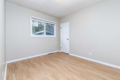 3905 46 Street, Red Deer, AB - Indoor Photo Showing Other Room