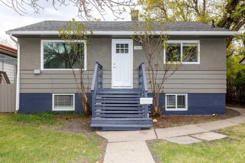 3905 46 Street  Red Deer, AB T4J 1B5