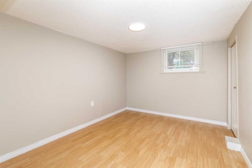 3905 46 Street, Red Deer, AB - Indoor Photo Showing Other Room