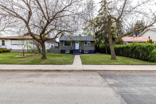3905 46 Street, Red Deer, AB - Outdoor