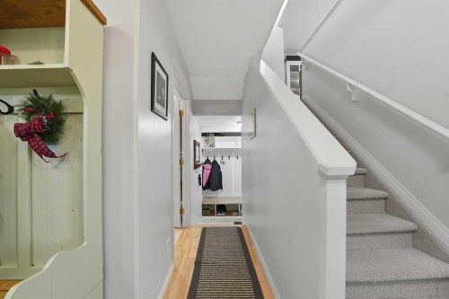 65 Asmundsen Avenue, Red Deer, AB - Indoor Photo Showing Other Room