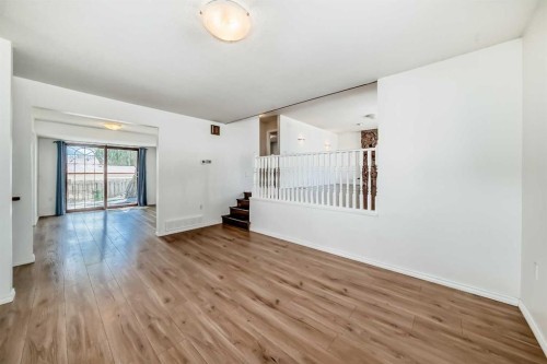 2 Nichols Crescent, Red Deer, AB - Indoor Photo Showing Other Room