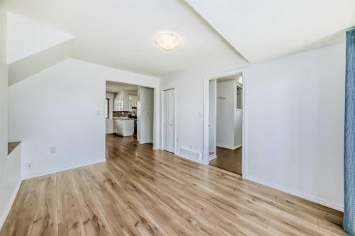 2 Nichols Crescent, Red Deer, AB - Indoor Photo Showing Other Room