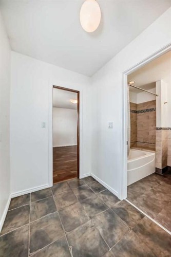 2 Nichols Crescent, Red Deer, AB - Indoor Photo Showing Other Room