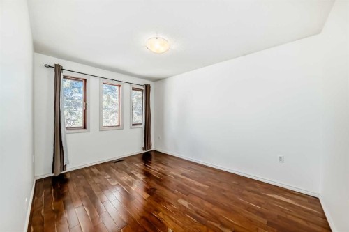 2 Nichols Crescent, Red Deer, AB - Indoor Photo Showing Other Room
