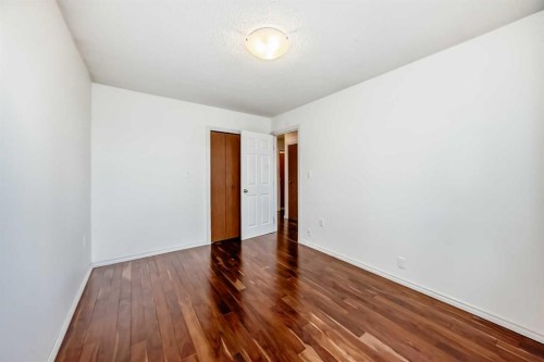 2 Nichols Crescent, Red Deer, AB - Indoor Photo Showing Other Room