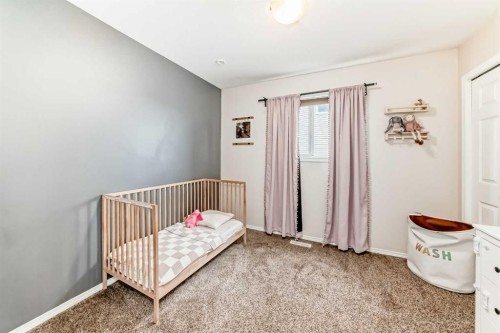 6 Timmons Close, Lacombe, AB - Indoor Photo Showing Bedroom