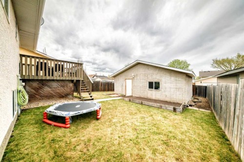 6 Timmons Close, Lacombe, AB - Outdoor With Exterior