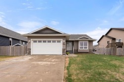 5905 53 Avenue Stettler, AB T0C 2L2