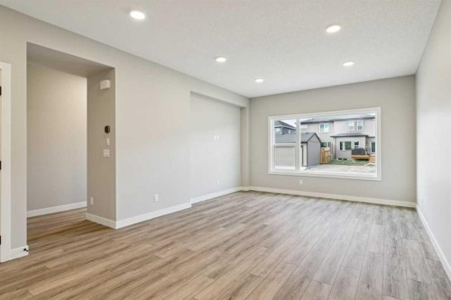 400 Fireside Drive, Cochrane, AB - Indoor Photo Showing Other Room