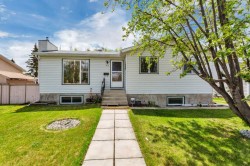 4318 45 Ave Sylvan Lake, AB T4S 1K8