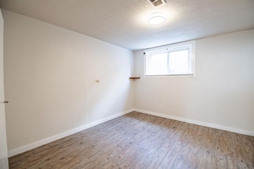 5903 56 Avenue, Red Deer, AB 