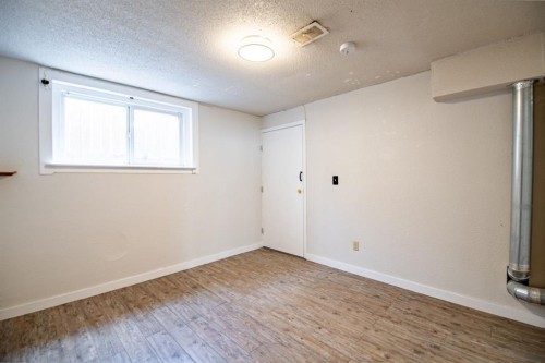 5903 56 Avenue, Red Deer, AB 