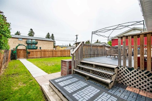 5903 56 Avenue, Red Deer, AB 
