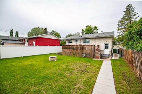 5903 56 Avenue, Red Deer, AB 