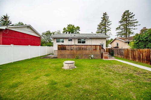 5903 56 Avenue, Red Deer, AB 