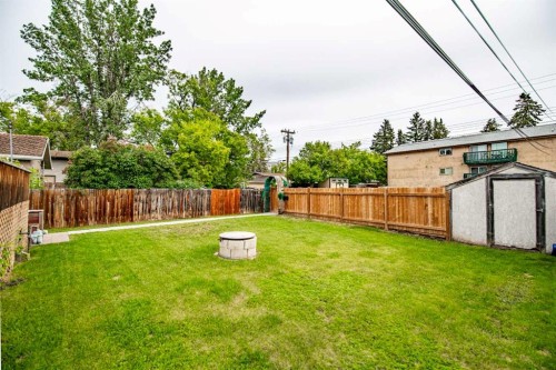 5903 56 Avenue, Red Deer, AB 