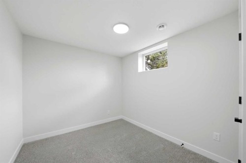 105 Cunningham Crescent, Red Deer, AB - Indoor Photo Showing Other Room