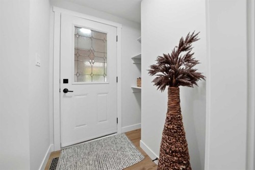105 Cunningham Crescent, Red Deer, AB - Indoor Photo Showing Other Room