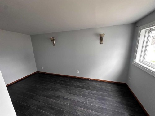 68 Norby Crescent, Red Deer, AB - Indoor Photo Showing Other Room