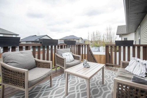 124 Vincent Close, Red Deer, AB 